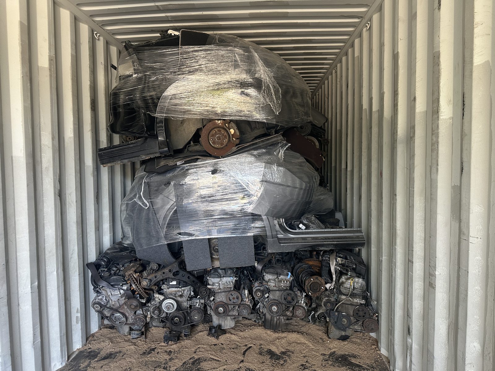 A loaded container. This is where it is handed to your parent buyer